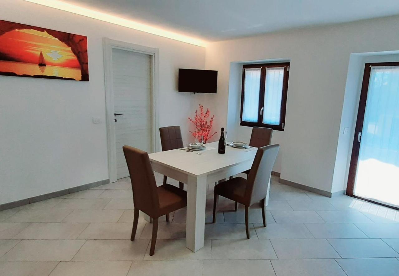 Apartamento Casa Delle Rose 2 Verbania Exterior foto