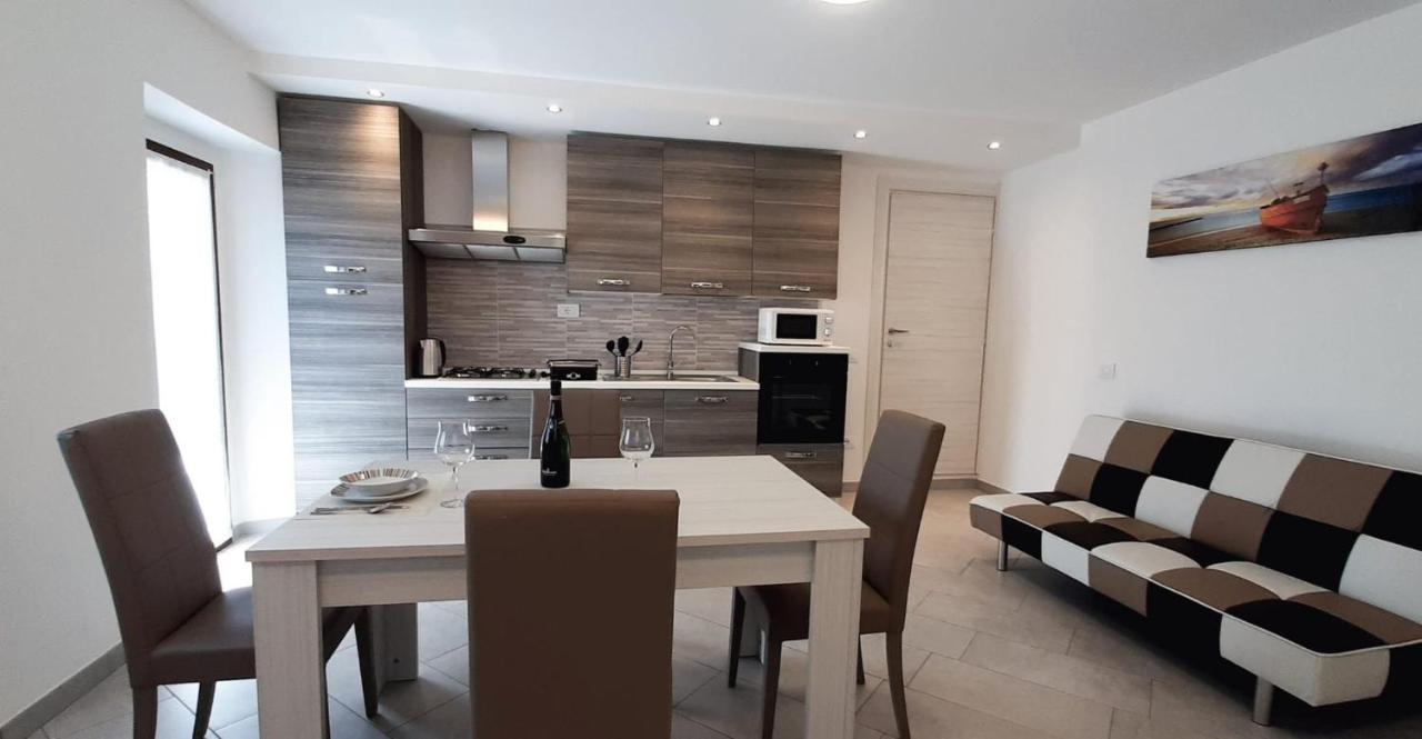 Apartamento Casa Delle Rose 2 Verbania Exterior foto